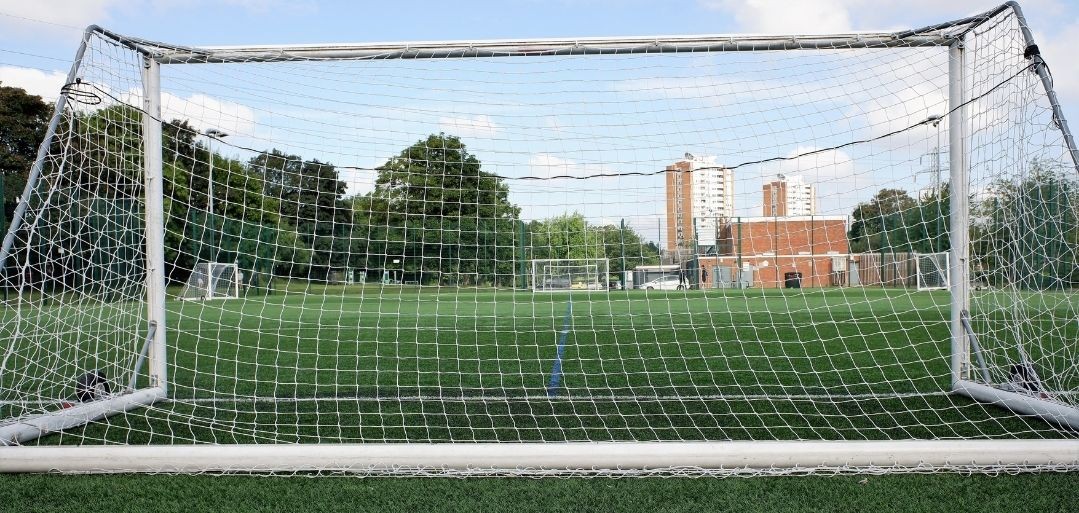 What does “Under 2.5 Goals” Mean in Football Betting?